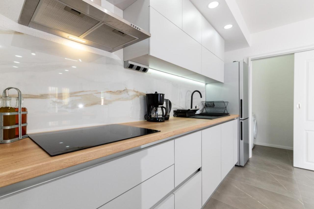 Apartment Vuletin Kaštela Eksteriør bilde